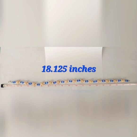 Handcrafted HOWLITE Tuquoise Turtle Necklace - Picture 4 of 4